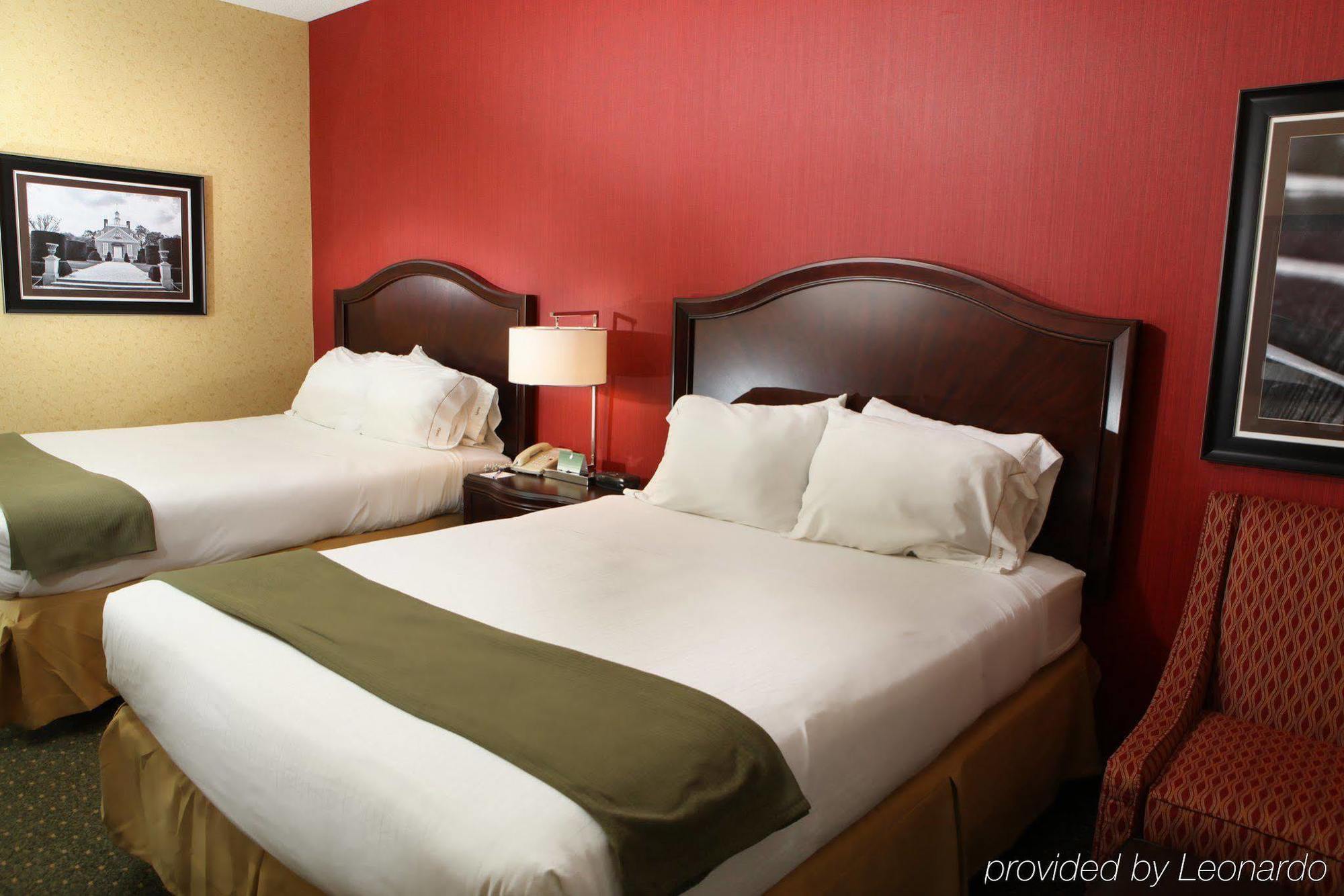 Express & By Ihg Williamsburg